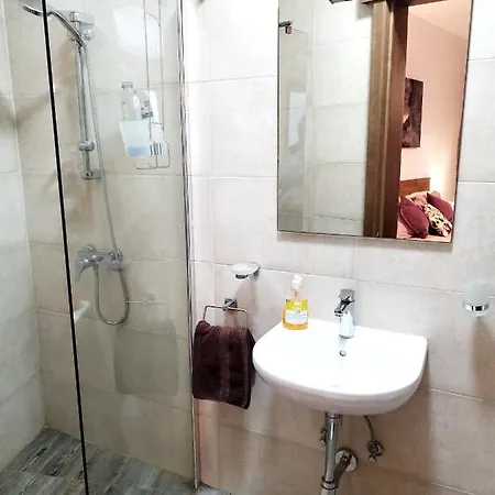 Large And Modern In The Centre Of Malta * Моста