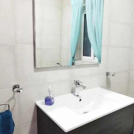 Large And Modern In The Centre Of Malta Appartement *