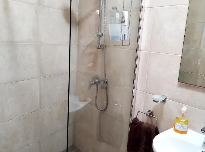 Large And Modern In The Centre Of Malta Apartament Mosta