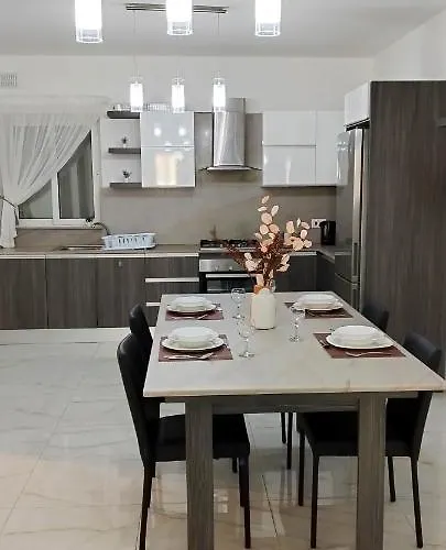 Apartament Large And Modern In The Centre Of Malta Mosta